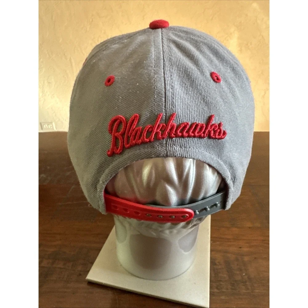 Chicago Blackhawks Hat Cap Zephyr Gray Red Flat‎ Brim Snapback Embroidered